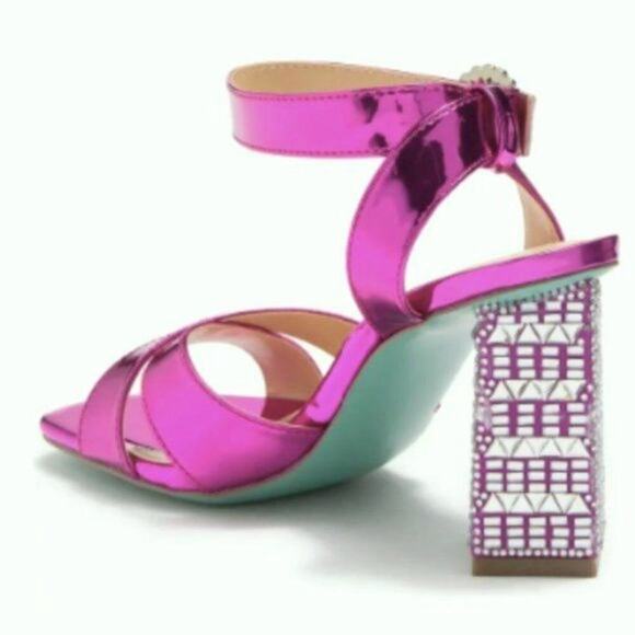 Betsey Johnson Bell Sandal Fuschia Sparkles size 8 - Picture 6 of 9